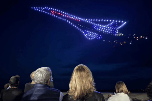 Concorde thema-droneshow door Allumee