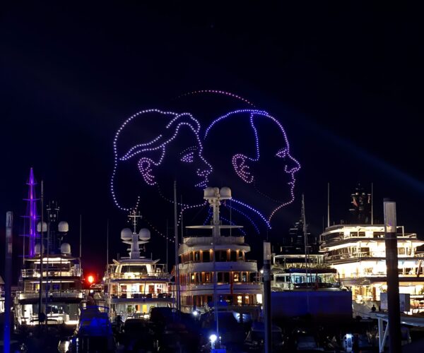 عرض طائرات بدون طيار في موناكو