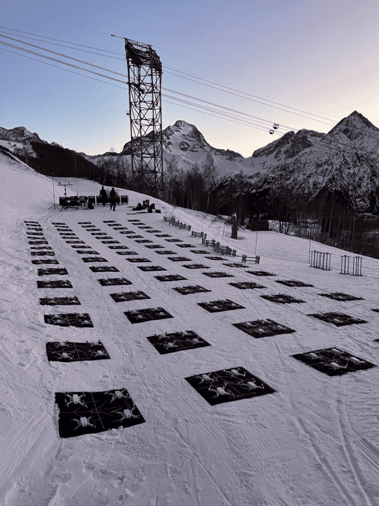 Lanzamientos de drones en una feria de drones