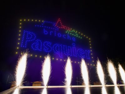 Emblème Brioches Pasquier formés par des drones